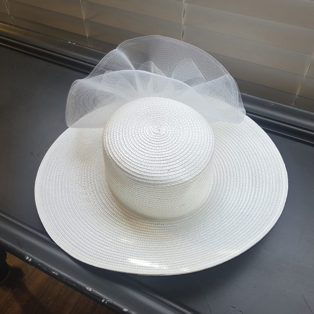 Nine West Chic White Hat with Sheer Detail